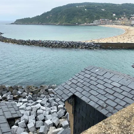 Olatu Haundia Donostian * San Sebastián